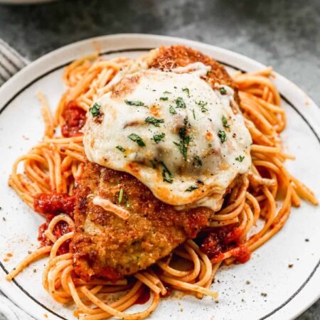 Chicken Parmigiana (E)